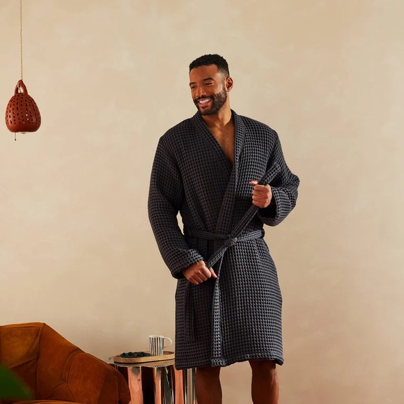 Brooklinen Waffle Robe - Picture 6 of 6
